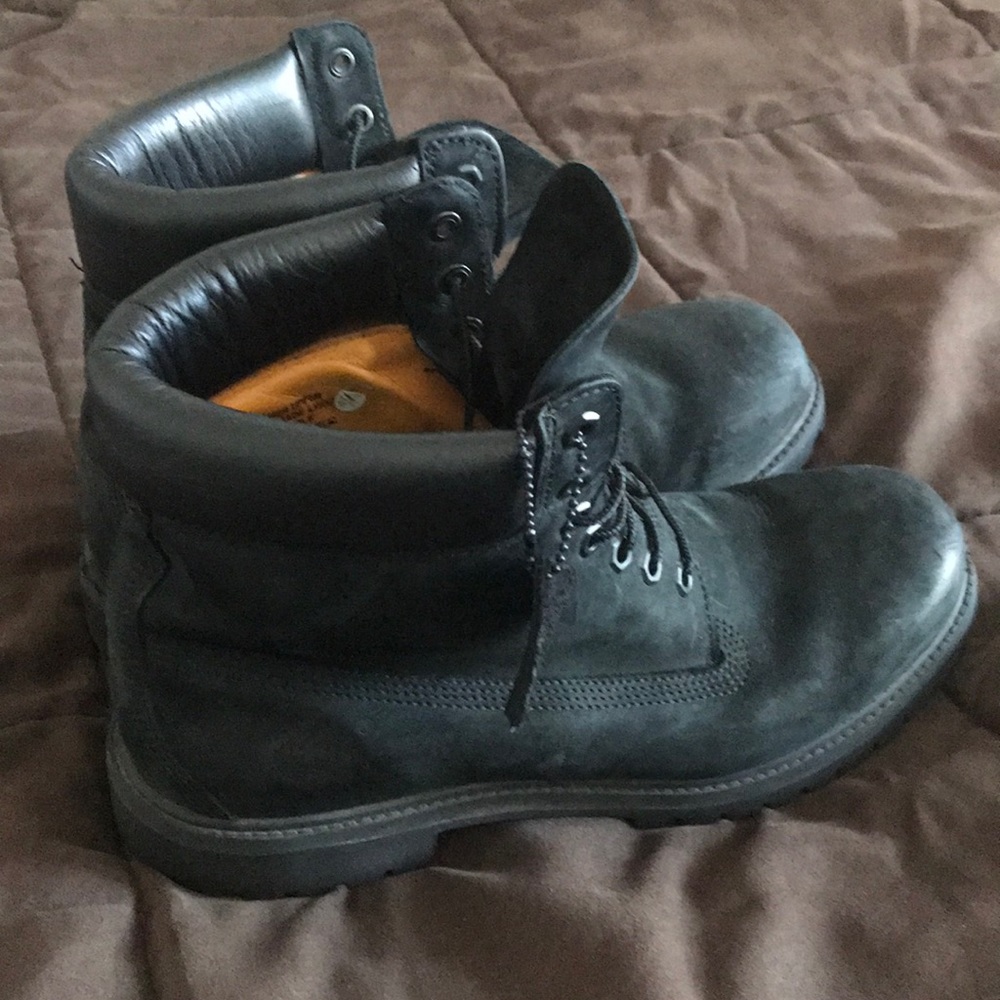 Black Timberlands